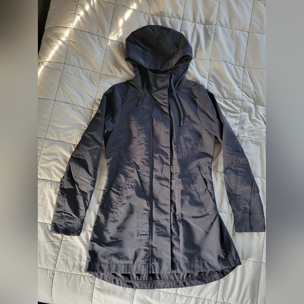 Athleta long rain wind jacket black XS